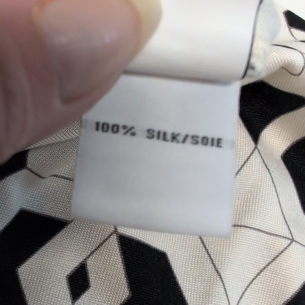 Diane Von Furstenberg Glass Mary Hex Maze Dress 100% Silk Size 4 - Picture 9 of 10
